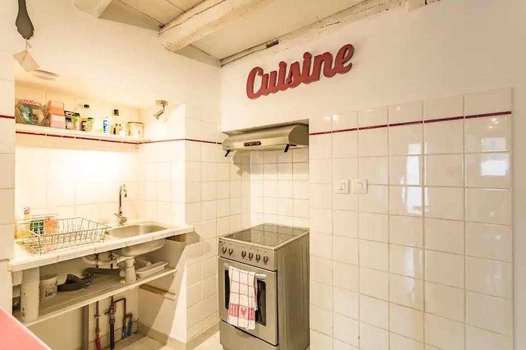 Le Gambetta - Nouveau Proprietaire Estissac Luaran gambar